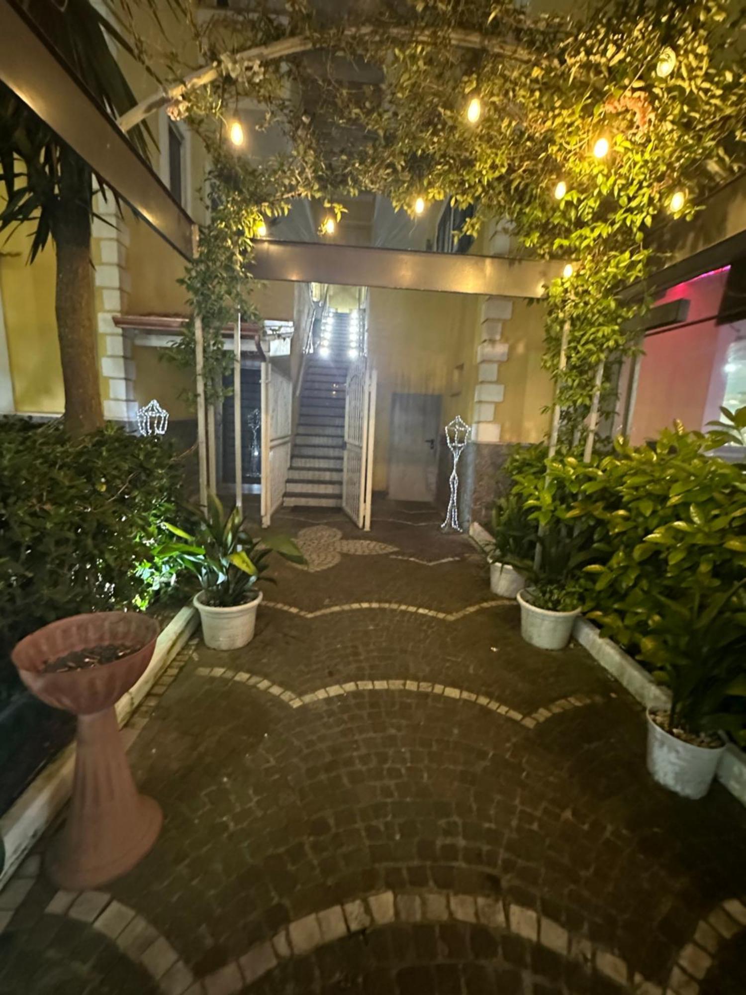B&B Mageva Nápoles Exterior foto